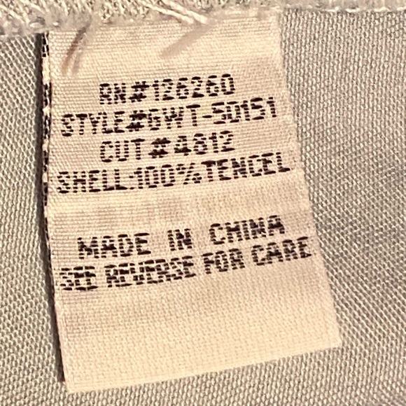 ⭐️Free Heart by Stitch Fix Light Blue Denim Ruffle Off-Shoulder Dress Sz small - Picture 8 of 8